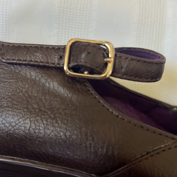 Vionic | Size 5 Womens (US) Brown and Purple Casual Wedge Heels - Picture 9 of 16